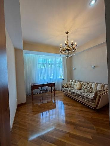 Недвижимость: 4 комнаты, 244 м², Элитка, Ала-Арча ж/м Элитка, 9 этаж, Косметический ремонт — 2