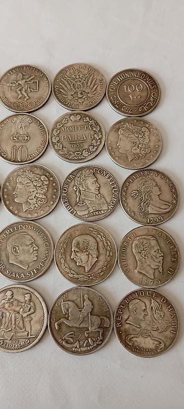 скупка манет: Набор коллекционных монет со всего мира — крупная подборка из примерно — 4