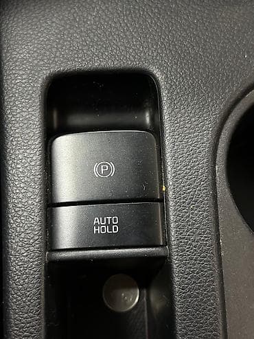 ниже: Kia Seltos: 2019 г., 1.6 л, Робот, Дизель, Кроссовер — 5