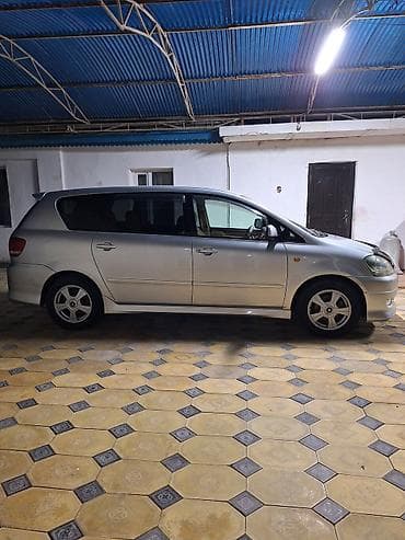 sprinter 315: Toyota Ipsum: 2003 г., 2.4 л, Автомат, Бензин, Минивэн — 3