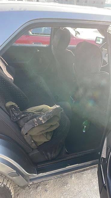 домкрат w210: Mercedes-Benz W124: 1988 г., 2 л, Ручные, Бензин, Седан — 2