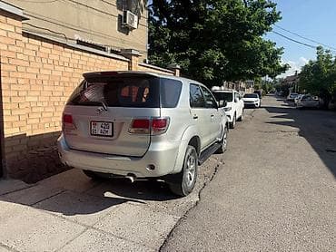 такта фуранер: Toyota Fortuner: 2008 г., 2.7 л, Автомат, Газ, Внедорожник — 3