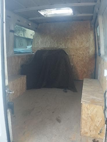 v class: Mercedes-Benz Sprinter (короткая база, цельнометаллический фургон) — 5