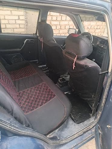 Транспорт: Volkswagen Golf: 1993 г., 1.8 л, Механика, Газ — 9