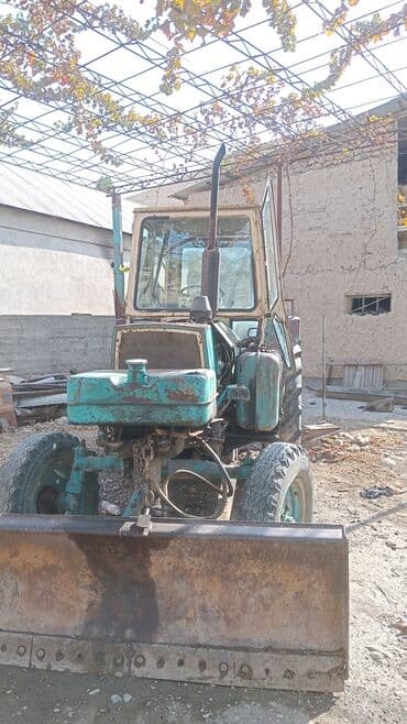 покрышка на погрузчик цена: Трактор с отвалом (бульдозерный нож) для землеройных и коммунальных — 1