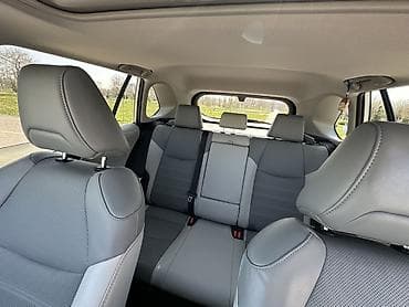 Toyota RAV4: 2019 г., 2.5 л, Автомат, Гибрид, Кроссовер — 5