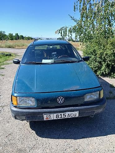 Volkswagen Passat: 1990 г., Механика, Бензин