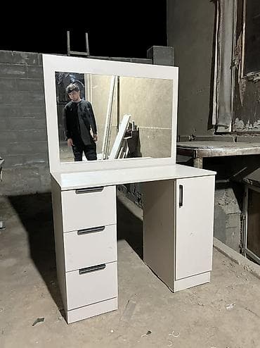 прихожая мебель в бишкеке: Дамский стол — 1