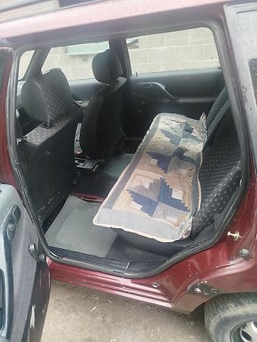 Volkswagen: Volkswagen Passat: 1994 г., 2 л, Ручные, Бензин, Универсал — 8