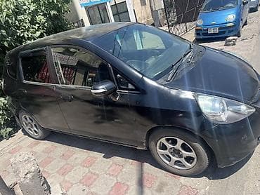 холостого хода: Honda Fit: 2005 г., 1.5 л, Вариатор, Бензин, Хэтчбэк — 1
