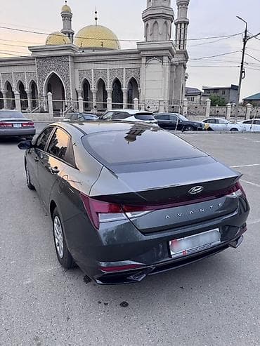 Транспорт: Hyundai Avante: 2020 г., 1.6 л, Автомат, Газ, Седан — 4