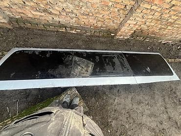 форточка пластиковая: Боковые панели с остеклением для микроавтобуса/кемпера - Комплект — 2