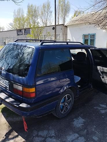 Volkswagen Passat Variant: 1991 г., Универсал