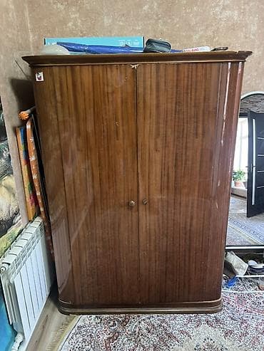 шкаф сатам: Шифоньерлер, кийидер үчүн шкафтар, Түз, Жыгач — 2