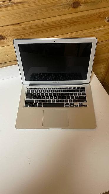 Ноутбуки Apple (MacBook): Продаю Macbook Air 13 2014 - Процессор: Intel Core i5 - Оперативная — 1