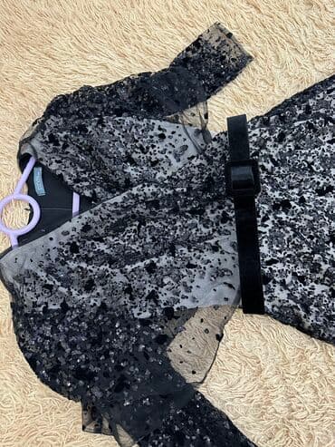 длинные черные платья с открытой спиной: Вечернее платье, А-силуэт, Длинная модель, С рукавами, M — 4