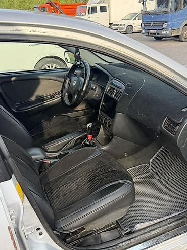 Продажа авто: Toyota Avensis: 2002 г., 1.6 л, Механика, Бензин, Седан — 7