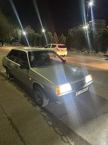 капият: ВАЗ (ЛАДА) 21099: 2001 г., Седан — 7