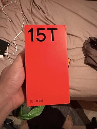 OnePlus 15, Б/у, 256 ГБ, 2 SIM