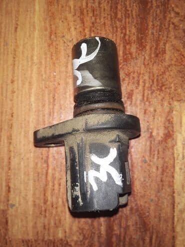 сколько стоят электронные часы: Toyota Estima датчик коленвала, Тойота Эстима датчик коленвала — 3