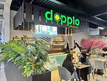 начной клуб: Кофейный бар Doppio - Формат: стильный островной кофе-бар с посадкой — 2