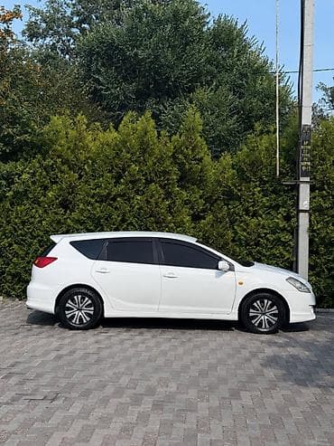 corolla e120: Toyota Caldina: 2003 г., 2 л, Автомат, Бензин, Универсал — 1