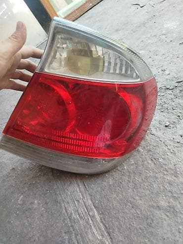 дамкрат авто: Задний правый стоп-сигнал Toyota 2005 г., Б/у, Оригинал, Япония — 1