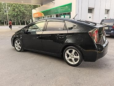 капот ласетти: Toyota Prius: 2012 г., 1.8 л, Вариатор, Гибрид, Хэтчбэк — 4