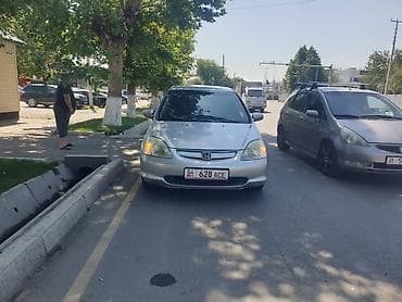 Транспорт: Honda Civic: 2001 г., Автомат, Хэтчбэк — 4