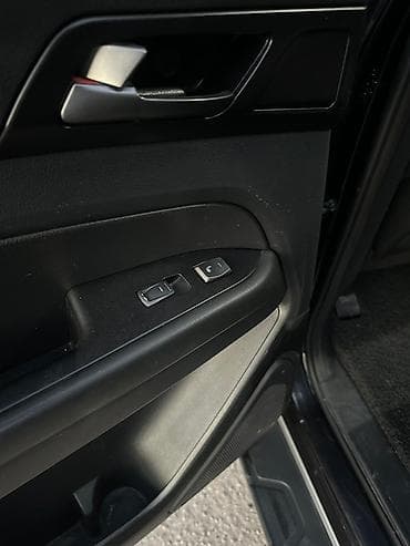 Ssangyong Rexton Sports: 2020 г., 2.2 л, Автомат, Дизель, Пикап — 10