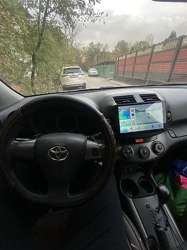 Продажа авто: Toyota RAV4: 2011 г., 2.4 л, Автомат, Бензин, Кроссовер — 4