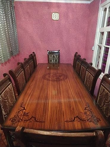 Столовый комплект на 12 персон - Состав: прямоугольный обеденный стол