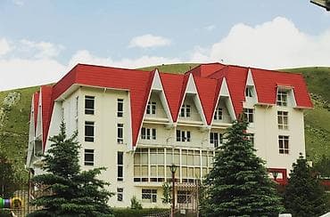 бишкек квартира восток 5: 1 бөлмө, Душ кабинасы, Жаздык, жууркан-төшөк каптары, Унаа токтотуучу жай — 1