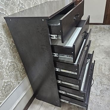 Комод для одежды, Б/у, Без зеркала, ЛДСП, цвет - Коричневый, Платная доставка