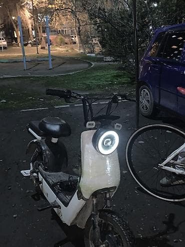 электрический скутера: Электроскутер/мопед с педалями (электровеломопед) - Компактная — 1