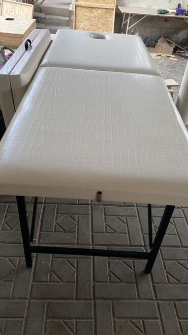 Тонометры: Кушетка разных размеров Отличного качества Лампы,стулья на — 1