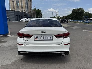 дама в канте: Kia K5: 2019 г., 2 л, Автомат, Бензин, Седан — 5