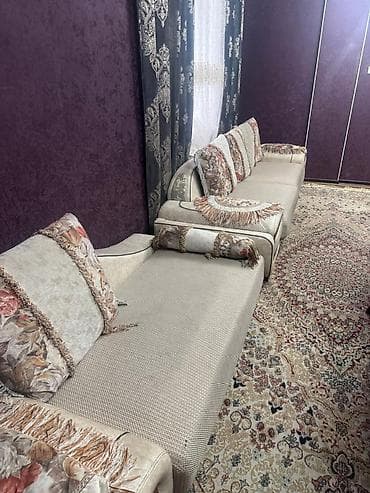 Офисная мебель: СРОЧНО!!! Продаю диваны с креслом (в комплекте 3шт) Не местное — 1