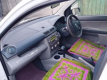 авто жпс: Mazda Demio: 2004 г., 1.3 л, Автомат, Бензин, Хэтчбэк — 2