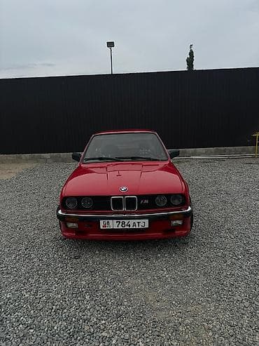 BMW 3 series: 1985 г., 2 л, Механика, Бензин, Седан