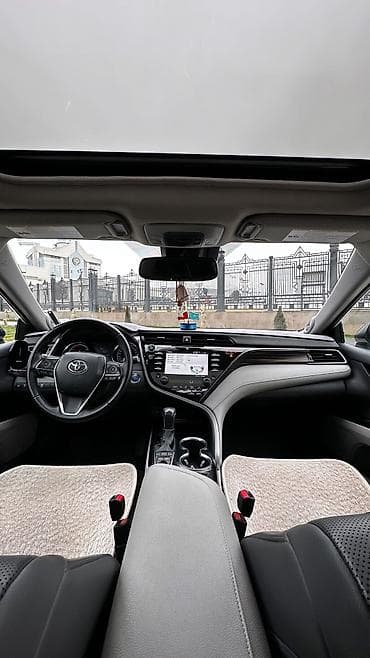 Продажа авто: Toyota Camry: 2020 г., 2.5 л, Автомат, Гибрид, Седан — 7