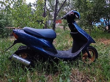 suzuki lets 2: Тип скутера 50 куб. см, Бензин — 3