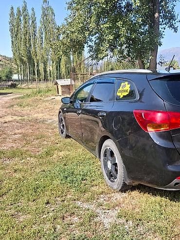kia сид: Kia Ceed: 2014 г., 1.6 л, Механика, Бензин, Универсал — 3