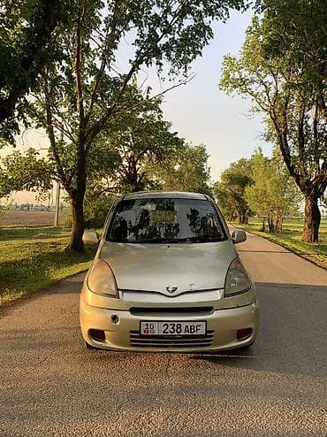 cls 219: Toyota Funcargo: 1999 г., 1.5 л, Автомат, Бензин, Хэтчбэк — 10