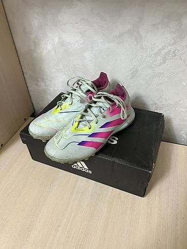 настольные игры для детей: Футбольные бутсы adidas Predator (турф/TF) - Серия: Predator - Тип — 1