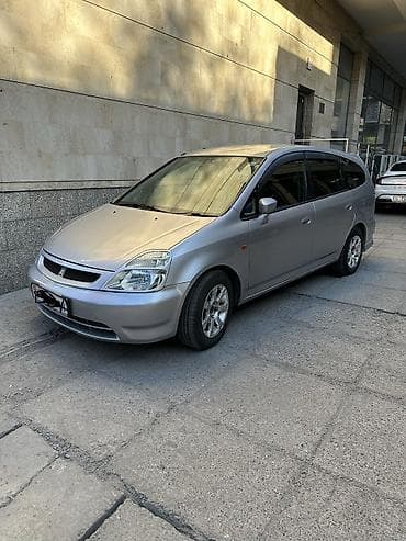 Honda Stream: 2001 г., 2 л, Автомат, Минивэн