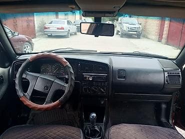 transporter multivan: Volkswagen Passat: 1993 г., 2 л, Механика, Бензин, Седан — 9