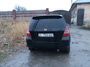 Honda Fit: 2002 г., 1.3 л, Автомат, Бензин