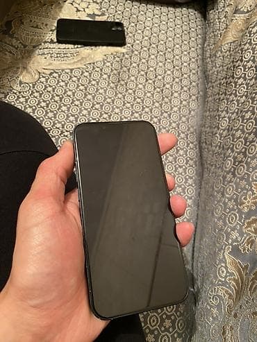 samsung a12: IPhone 14, Midnight — 8