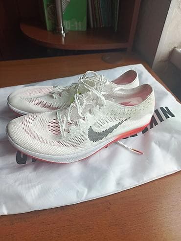 шипы на обувь: Кроссовки, 39, Nike, Б/у, цвет - Белый, Самовывоз — 1